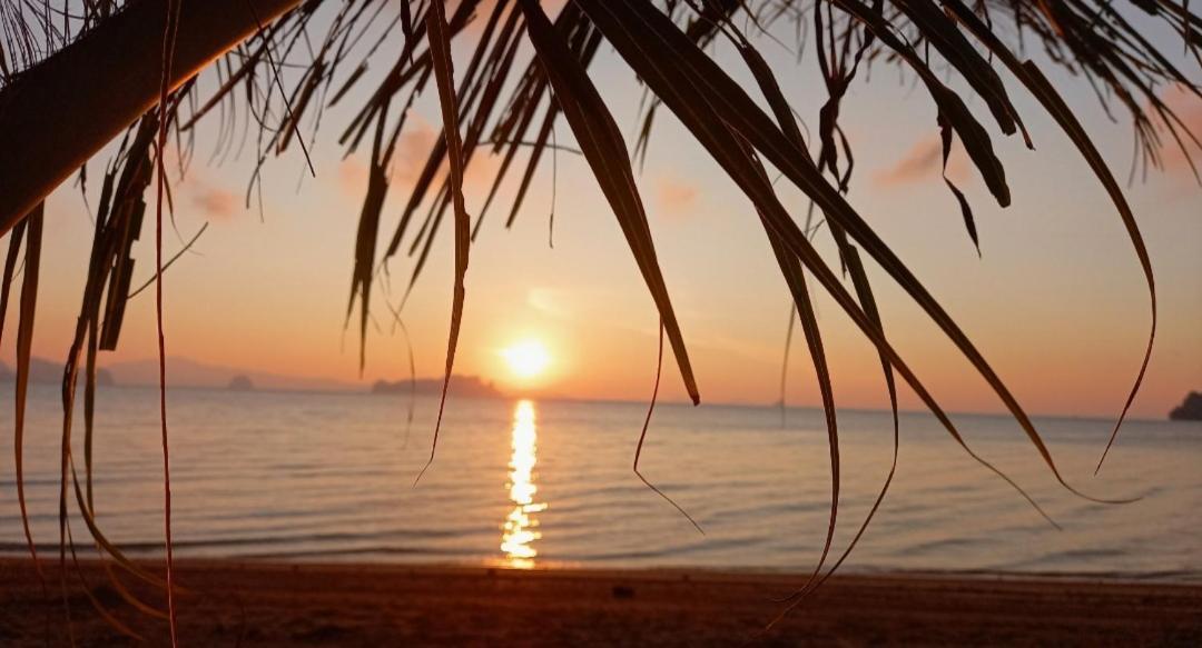 Koh Yao Noi Beach Resort Bagian luar foto