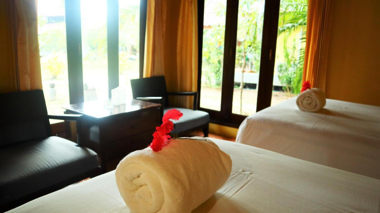 Koh Yao Noi Beach Resort Bagian luar foto