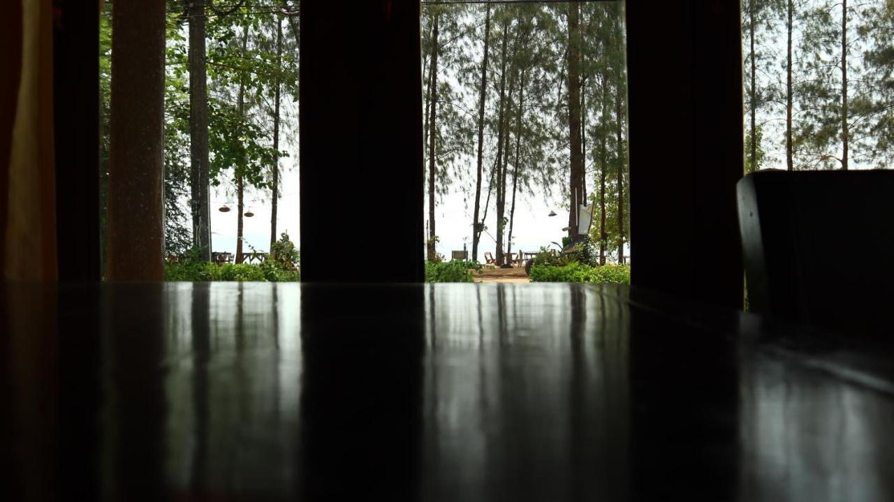 Koh Yao Noi Beach Resort Bagian luar foto